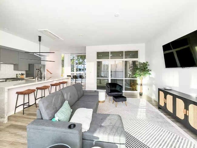property at 1816 5th St