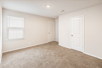 10511 Pomme in San Antonio, TX - Building Photo - Building Photo