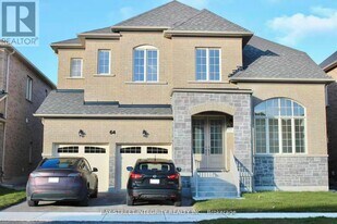 64 Bud Leggett Cres in Georgina, ON - Building Photo