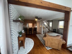 14 Cherry St in Seymour, CT - Building Photo - Building Photo