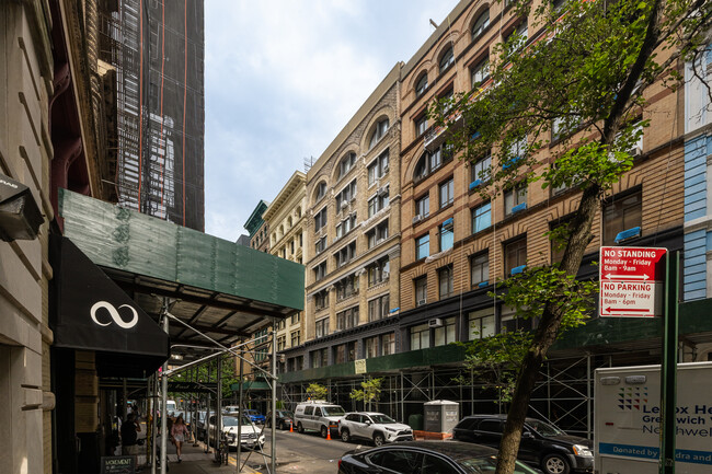 University Mews in New York, NY - Building Photo - Building Photo