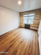 92D Columbia Turnpike in Rensselaer, NY - Building Photo - Building Photo