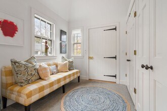 164 Forest St in Sherborn, MA - Building Photo - Building Photo