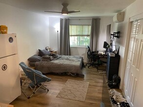 5029 Douglas Ln, Unit Master bedroom Studio in Santa Barbara, CA - Building Photo - Building Photo