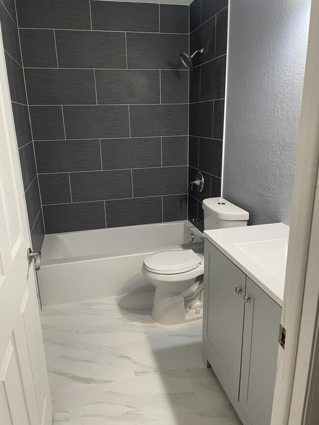 4425 Stevens Rd in Lake Worth Beach, FL - Building Photo - Building Photo