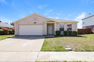 1406 Kilkenny Dr in Arlington, TX - Building Photo