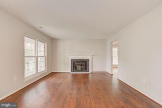 6313 Panda Ct in Waldorf, MD - Building Photo - Building Photo