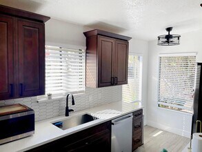 11903 Sturbridge Ln in Wellington, FL - Building Photo - Building Photo