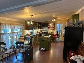 277 Taylor Rd in Pittsboro, NC - Building Photo - Building Photo