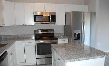 64 Gwynnswood Rd in Owings Mills, MD - Building Photo - Building Photo
