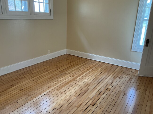 4502 W Keefe Ave in Milwaukee, WI - Building Photo - Building Photo