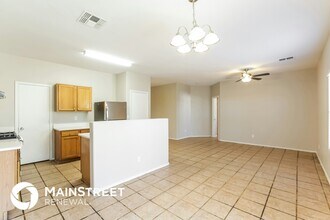 7102 W Hess Ave in Phoenix, AZ - Building Photo - Building Photo