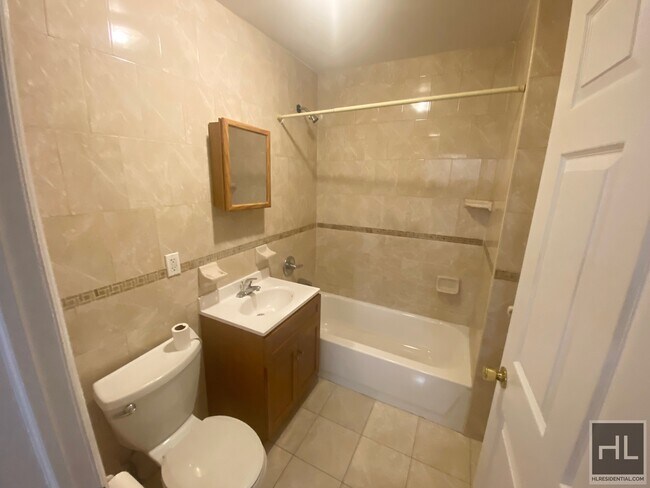 1411 St Marks Ave-Unit -1 in Brooklyn, NY - Building Photo - Building Photo