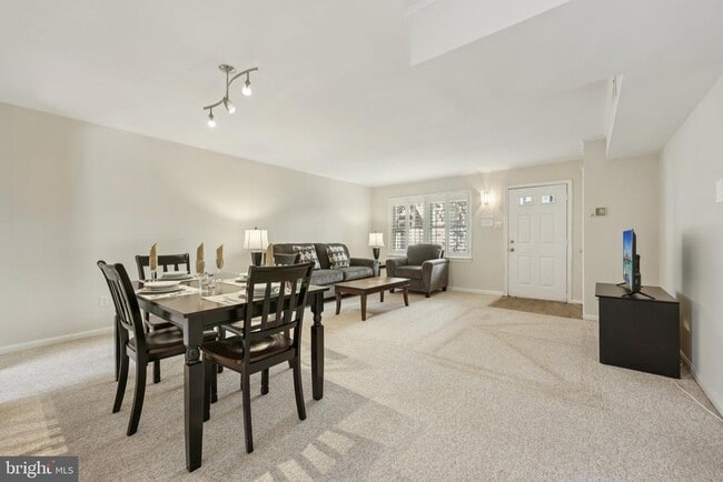 88 N Bedford St in Arlington, VA - Building Photo - Building Photo