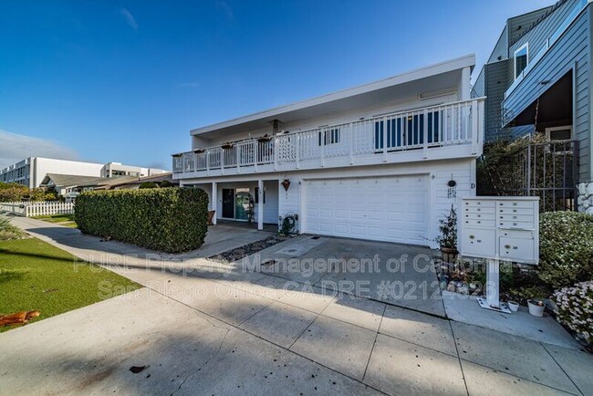 804 N Pacific St in Oceanside, CA - Building Photo - Building Photo