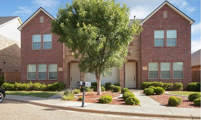 property at 4424 105th St