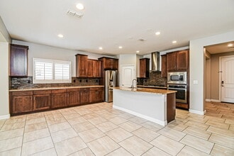 10843 Thatcher Ave in Mesa, AZ - Foto de edificio - Building Photo