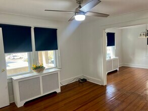 225 Hamilton Ave, Unit 2 in Greenwich, CT - Building Photo - Building Photo