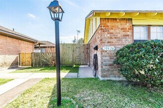 10424 Belfast Rd in La Porte, TX - Building Photo - Building Photo