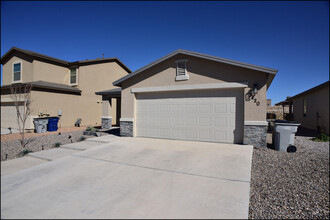 3420 David Palacio Dr in El Paso, TX - Building Photo - Building Photo