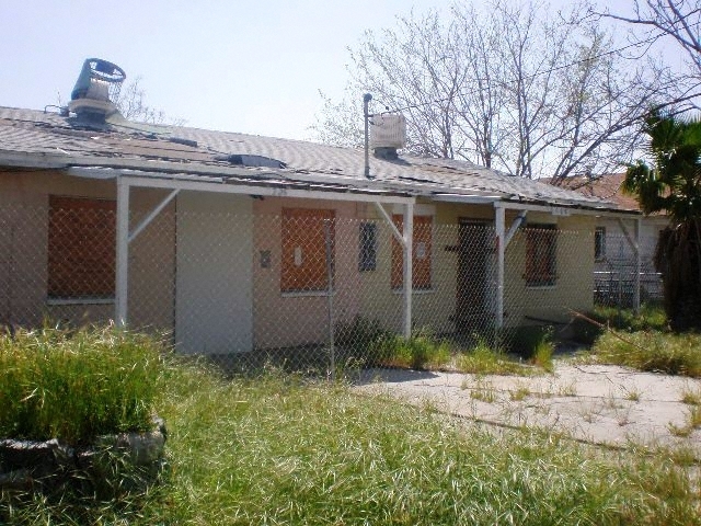 226 W 5th St in San Jacinto, CA - Building Photo