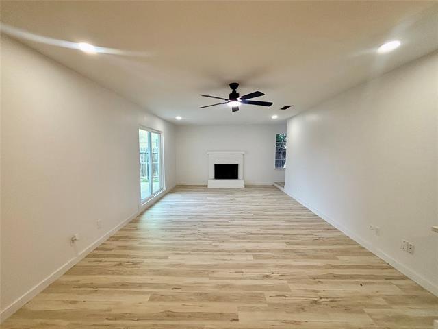 8835 Township Ct in Fort Worth, TX - Foto de edificio - Building Photo