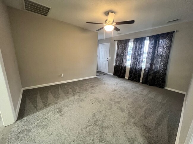 1147 N Poplar St in Wichita, KS - Building Photo - Building Photo