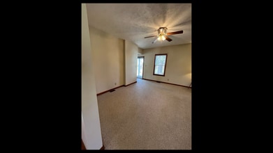 203 Oakvale Rd in Princeton, WV - Building Photo - Building Photo