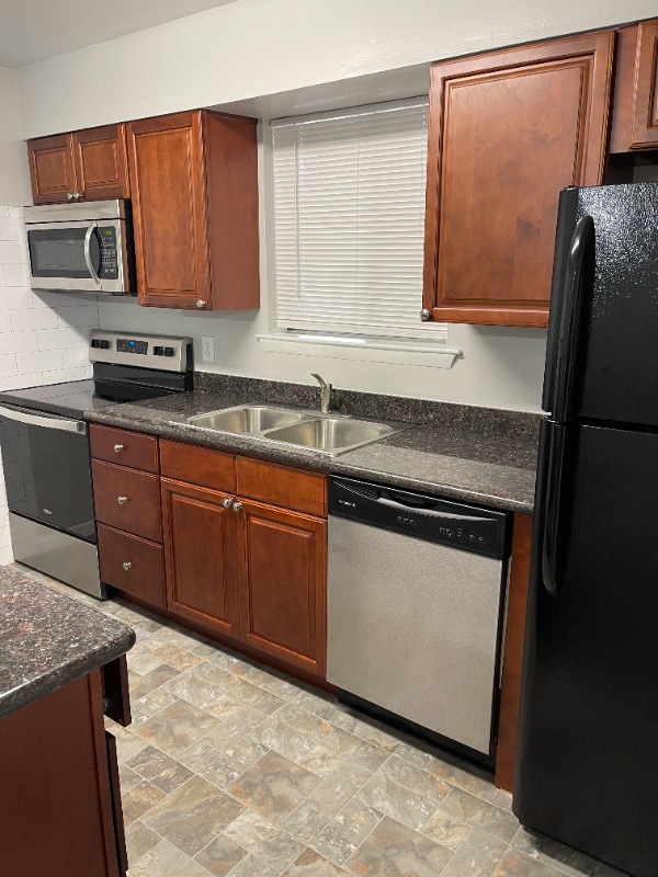 property at 2525 Annunciation St