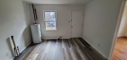 1105 Logan St in Greensboro, NC - Building Photo - Building Photo