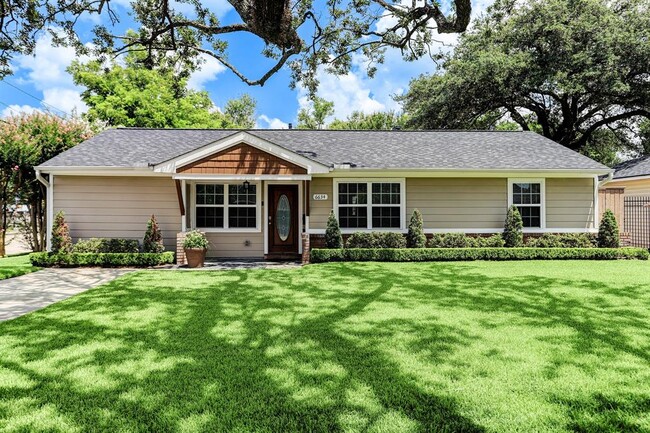 6634 Housman in Houston, TX - Building Photo - Building Photo