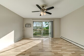 7413 Brookdale Dr in Darien, IL - Building Photo - Building Photo