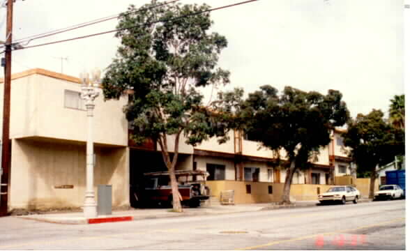 1458 Berkeley St in Santa Monica, CA - Foto de edificio