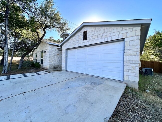 4300 Lindberg Ln in Leander, TX - Building Photo - Building Photo