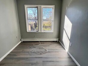 62 Kent St in Newark, NJ - Building Photo - Building Photo