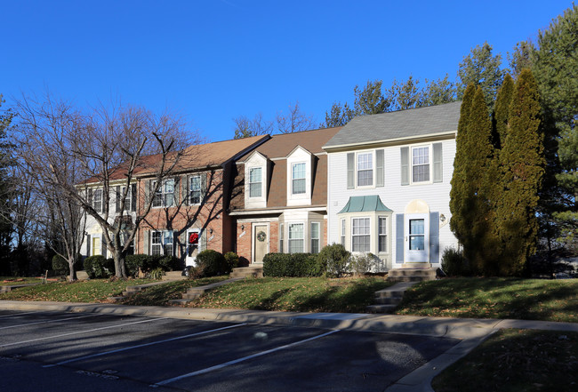 14700-14739 Yearling Ter in Rockville, MD - Foto de edificio - Building Photo