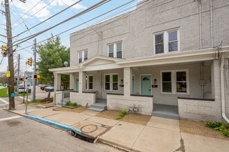 1109.5 McNeilly Ave in Pittsburgh, PA - Building Photo - Building Photo