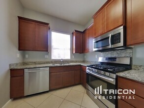 10864 Disk Dr in Rancho Cordova, CA - Building Photo - Building Photo