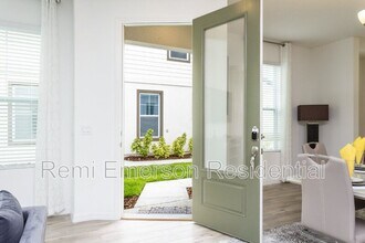 640 Benoi Dr in Davenport, FL - Foto de edificio - Building Photo