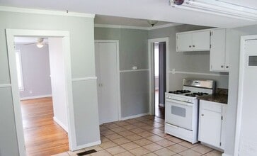 817 Maplewood Ave in Anniston, AL - Building Photo - Building Photo