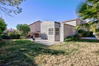 2208 Ladue Dr in Las Vegas, NV - Building Photo - Building Photo