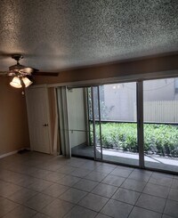 596 Orange Dr, Unit 150 photo'