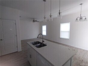 16 Valley N Cir in La Feria, TX - Building Photo - Building Photo