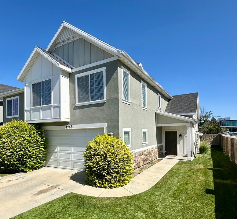 1748 Winford Dr in Riverton, UT - Building Photo