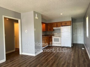 1633 Jackson Ave in Kansas City, MO - Building Photo - Building Photo