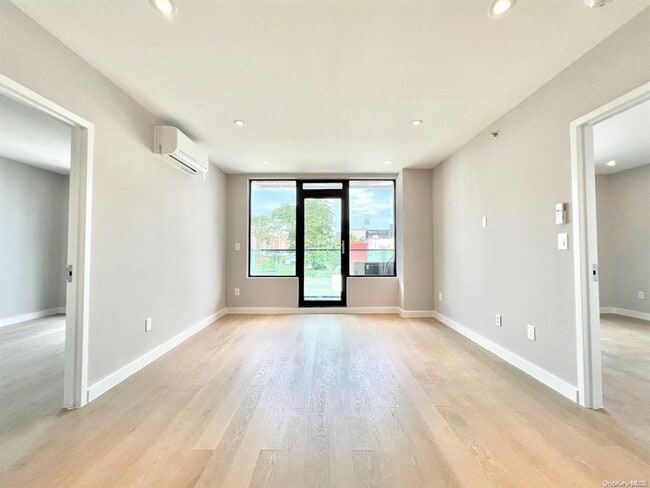 32-58-58 105th St in Queens, NY - Building Photo - Building Photo