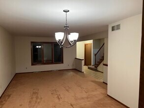 4115 Eldorado Ct in Brookfield, WI - Building Photo - Building Photo