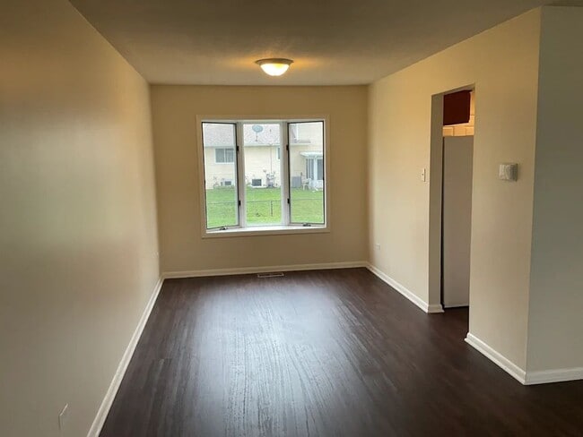 5261 Arquilla Dr in Richton Park, IL - Building Photo - Building Photo