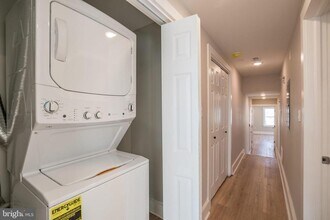 2825 W Girard Ave in Philadelphia, PA - Building Photo - Building Photo