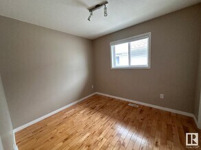 6029-6120 120 Ave NW in Edmonton, AB - Building Photo - Building Photo